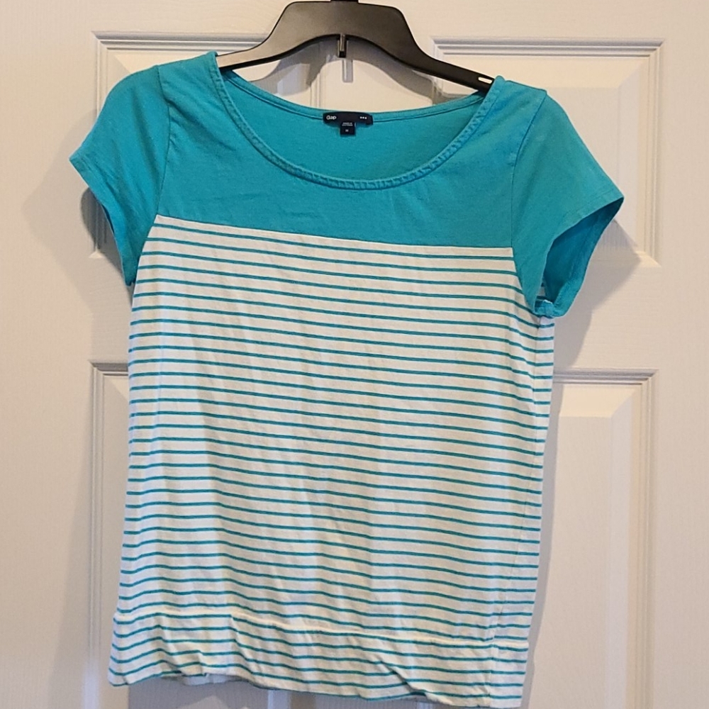Medium Gap Tee